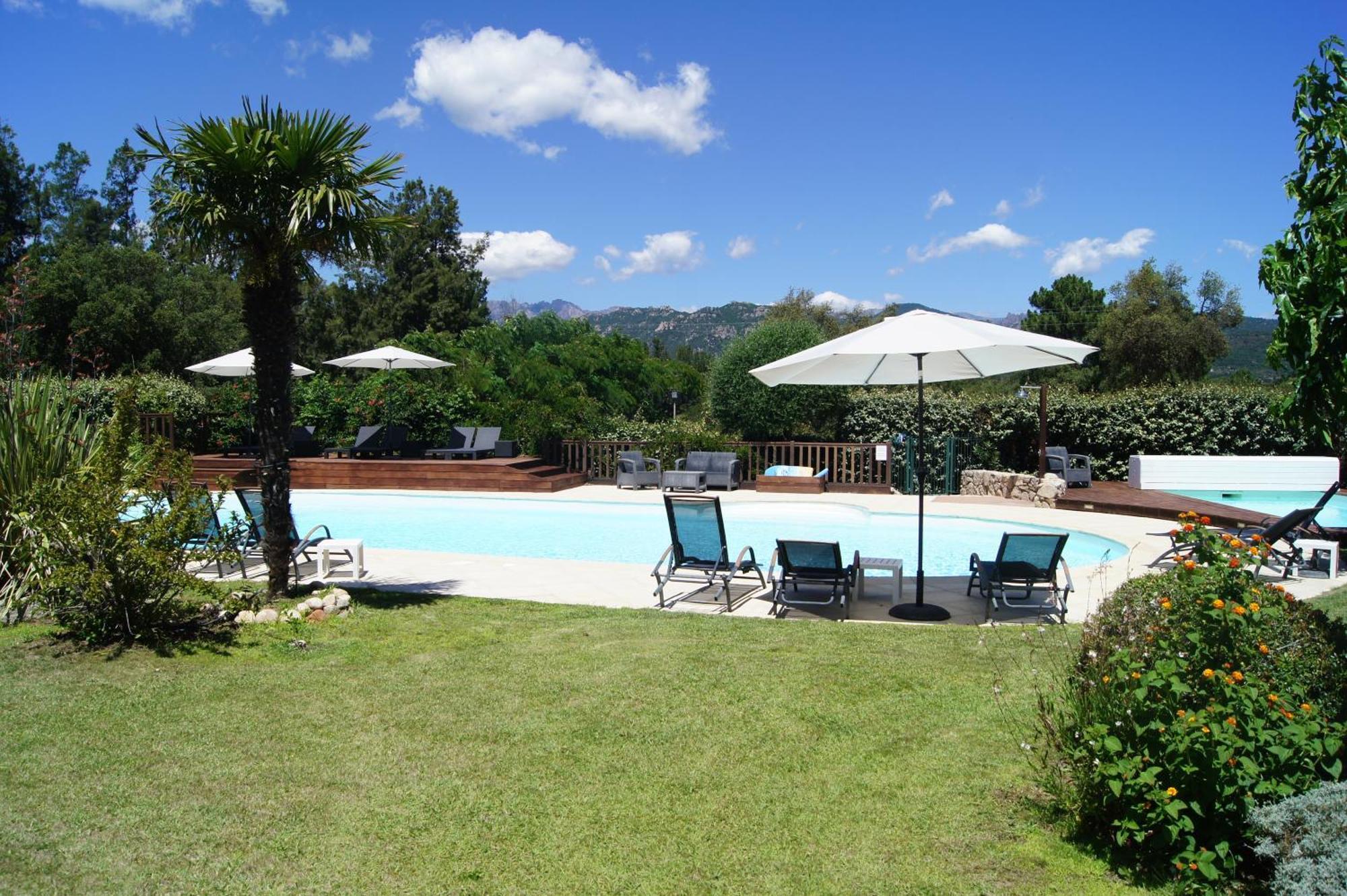 Residence Les Jardins De Sainte-Lucie "Piscine Chauffee" ภายนอก รูปภาพ